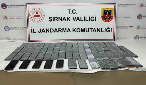 Şırnak’ta jandarmadan kaçakçılık operasyonu: 11 milyon liralık kaçak malzeme ele geçirildi
