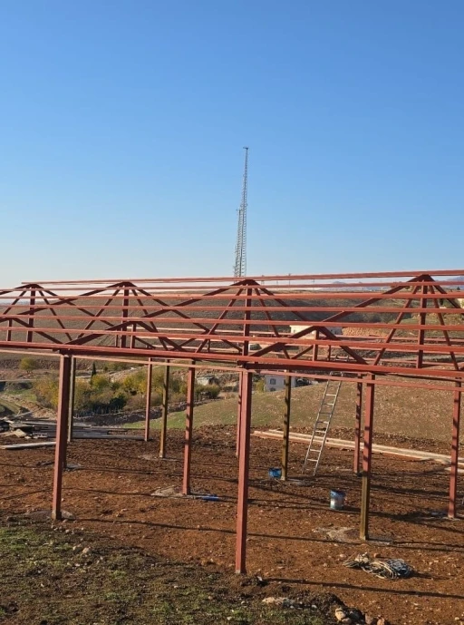 Şırnak&rsquo;ta s&uuml;rd&uuml;r&uuml;lebilir tarım hamlesi: &Ccedil;ardaklı meraları ıslah ediliyor
