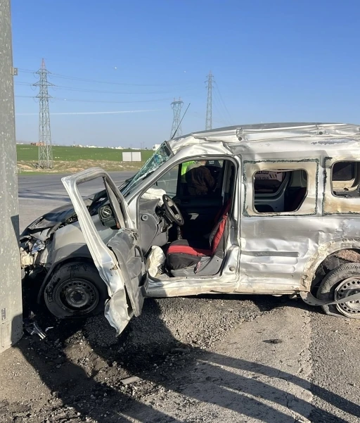 Şırnak’ta tıra çarpan kamyonet sürücüsü hayatını kaybetti
