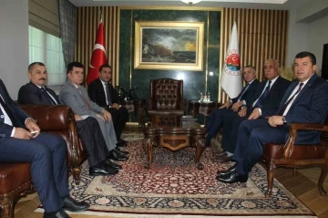 Şırnak ve Zaho valisi sınır kapısı sorunları için görüştü
