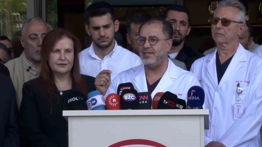 Sırrı Süreyya Önder’i ameliyat eden Prof. Dr. Sağbaş: &quot;Uzun zamandır gördüğüm en komplike disseksiyonlardan biriydi&quot;
