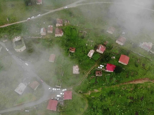 Sis altındaki Santa Harabeleri doğası ve tarihiyle kendine hayran bırakıyor
