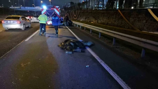 Şişli&rsquo;de bariyerlere &ccedil;arpan motosikletli feci şekilde hayatını kaybetti
