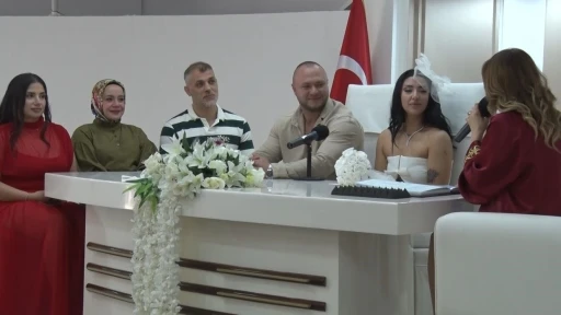 Şişli’de nikah salonlarında 25.05.2025 yoğunluğu yaşandı
