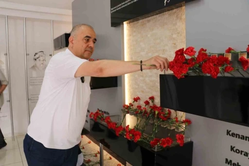 Sivas olaylarında hayatını kaybedenler anıldı
