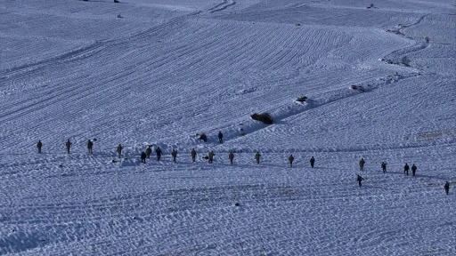 Sivas’ta 8 gündür kayıp olan yaşlı adamı arama çalışmaları sürüyor

