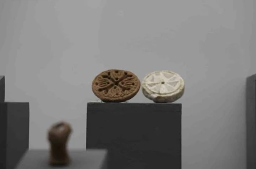 Sivas’ta bulunan bin 500 yıllık ekmek mührü Arkeoloji Müzesi’nde sergileniyor
