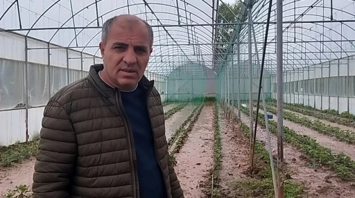 Sivas&rsquo;ta dere taştı: Sera ve bah&ccedil;eler sular altında kaldı
