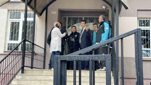 Sivas’ta gıda zehirlenmesi şüphesiyle 13 öğrenci hastaneye kaldırıldı
