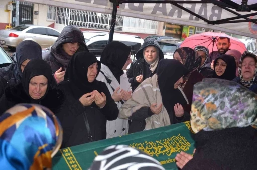 Sivas&rsquo;ta g&ouml;&ccedil;&uuml;k altında can veren şantiye m&uuml;d&uuml;r&uuml;, Bafra&rsquo;da defnedildi
