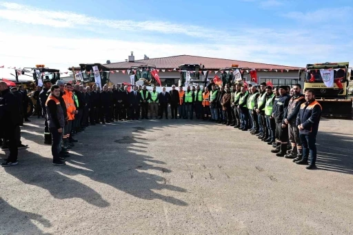 Sivas&rsquo;ta karla m&uuml;cadele hazırlıkları tamamlandı, ekipler yağışı beklemeye başladı

