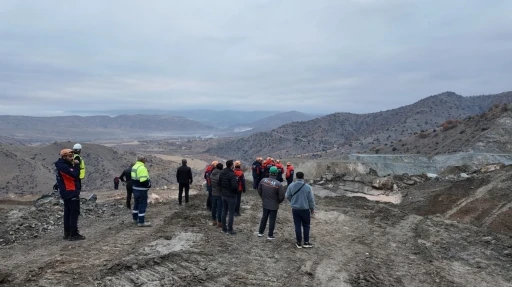 Sivas’ta maden ocağında göçük: 1 işçiyi kurtarma çalışması devam edecek
