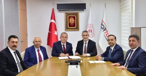 Sivas&rsquo;ta spor yatırımları s&uuml;r&uuml;yor

