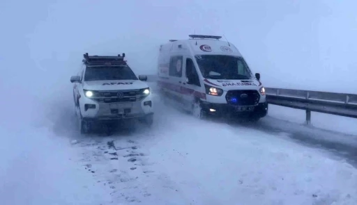 Sivas&rsquo;ta zincirleme trafik kazası: 4 yaralı
