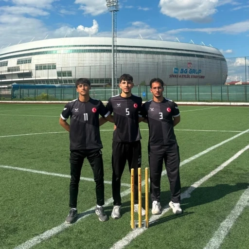 Sivaslı sporcular milli takım yolunda
