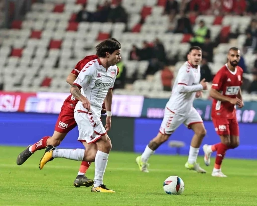 Sivasspor - Antalyaspor maçının VAR’ı Miguel Angel Ortiz Arias
