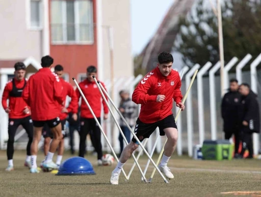 Sivasspor&rsquo;da Adana Demirspor hazırlıkları s&uuml;r&uuml;yor
