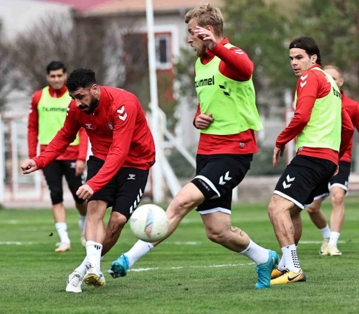 Sivasspor’da sakat futbolcuların durumuna ilişkin açıklama
