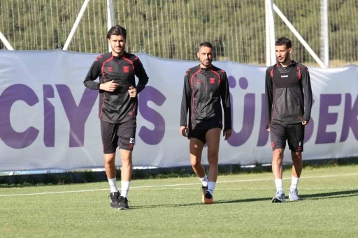 Sivasspor g&uuml;n&uuml; tek idmanla tamamladı
