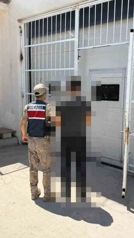 Siverek&rsquo;te 10 yıl hapis cezası bulunan yağma h&uuml;k&uuml;ml&uuml;s&uuml; yakalandı

