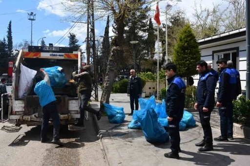 Siverek&rsquo;te 5 ton bozuk &uuml;r&uuml;n imha edildi
