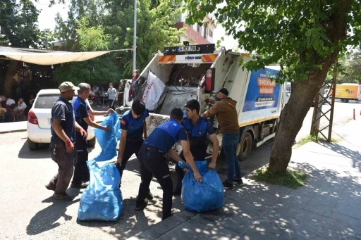 Siverek&rsquo;te ele ge&ccedil;irilen tonlarca bozuk &uuml;r&uuml;n imha edildi
