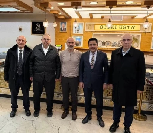 Siyasilerin uğrak noktası Sıtkı Usta
