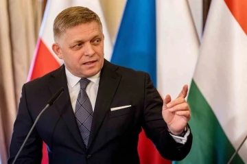 Slovakya Başbakanı Fico: &quot;Ruslar Kırım, Donbas ve Luhansk’tan asla vazgeçmeyecek&quot;
