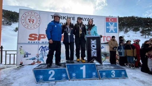 Snowboard T&uuml;rkiye Şampiyonası&rsquo;na Kayseri damgası
