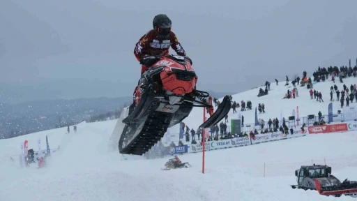 SNX T&uuml;rkiye D&uuml;nya Kar Motosikleti Şampiyonası Rize&rsquo;de başladı
