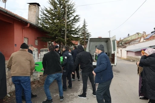 Sobadan &ccedil;ıkan yangında 84 yaşındaki kadın hayatını kaybetti
