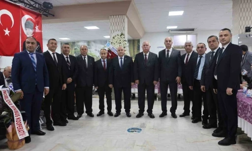 Şof&ouml;rler Odası&rsquo;nda 5. kez g&uuml;ven tazeleyen &Ouml;zmeri&ccedil;, AYESOB&rsquo;a adaylığını a&ccedil;ıkladı
