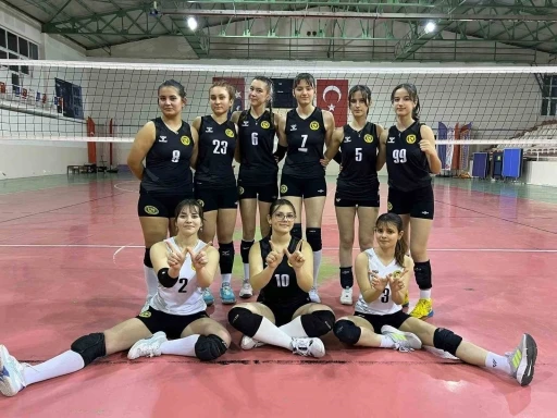 S&ouml;ğ&uuml;tspor Kadın Voleybol Takımı B&ouml;lgesel Lig&rsquo;de m&uuml;cadele edecek

