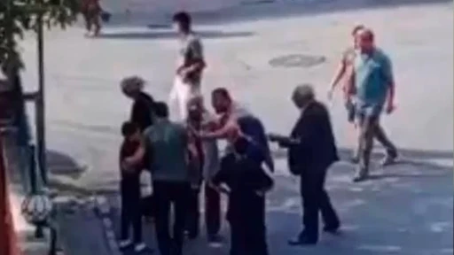 Sokak Köpeği Kavgası Bıçaklı Kavgaya Dönüştü