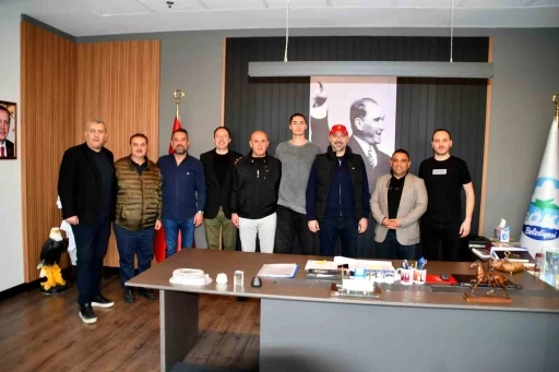 S&ouml;ke 1970&rsquo;den S&uuml;per Lig&rsquo;e transfer olan Dağbaşı&rsquo;na Başkan Arıkan&rsquo;dan tebrik
