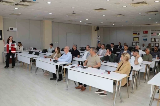 Söke Belediyesi Meclis Üyelerine &quot;Kadına Şiddet&quot; Farkındalık Eğitimi Verildi
