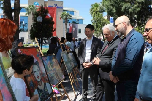 Söke’de minik yüreklerden &quot;Eksik Parçam Sensin&quot; sergisi

