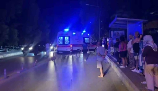 S&ouml;ke&rsquo;de trafik kazası; Ağır yaralanan motosiklet s&uuml;r&uuml;c&uuml;s&uuml; hastaneye kaldırıldı
