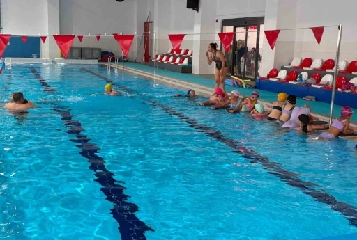 S&ouml;ke Y&uuml;zme Havuzu faaliyete girdi
