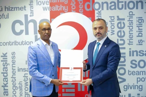 Somali Büyükelçisi kurban vekaletini Türk Kızılay’a verdi
