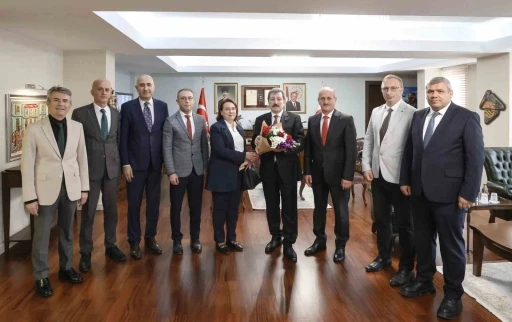 Sosyal G&uuml;venlik Haftası: "Sigorta ile iş g&uuml;vende, iş&ccedil;i g&uuml;vende; gelecek g&uuml;vende"
