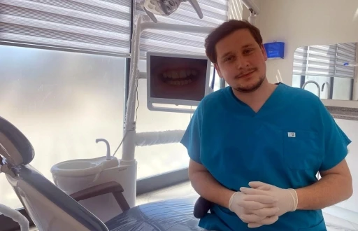 Sosyal medya &uuml;zerinde satılan diş parlatıcı ve benzeri &uuml;r&uuml;nlere inanmayın
