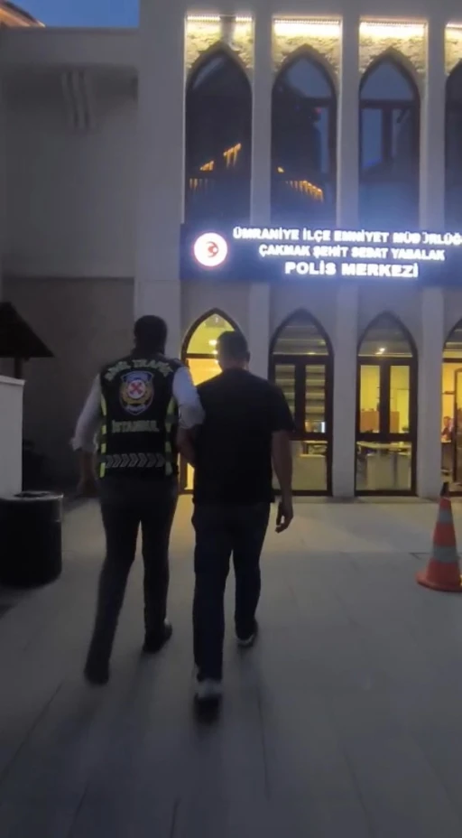 Sosyal medyada paylaştı, sanal devriyeye yakalandı: &Uuml;mraniye&rsquo;de makas atan s&uuml;r&uuml;c&uuml;ye rekor ceza
