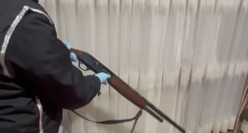 Sosyal medyadan su&ccedil; &ouml;rg&uuml;tlerini &ouml;ven 18 ş&uuml;pheli yakalandı
