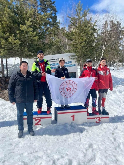 Spor A.Ş, Sarıkamış&rsquo;tan iki madalya ile d&ouml;nd&uuml;
