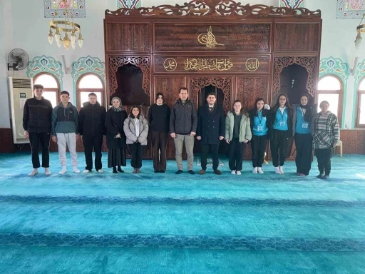 Sporcu gen&ccedil;ler Ramazan&rsquo;ın manevi ikliminde buluştu
