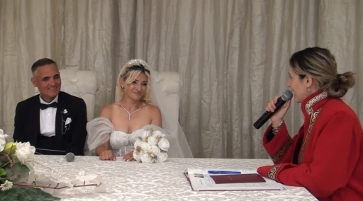 Sporla başlayan dostluk nikah masasında ta&ccedil;landı
