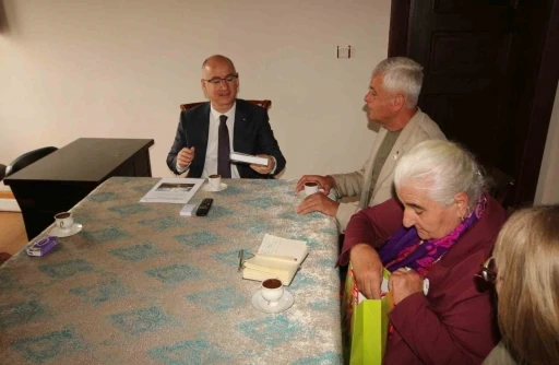 Srebrenitsa Anneleri&rsquo;nden Ayvalık Kaymakamlığı&rsquo;na ziyaret
