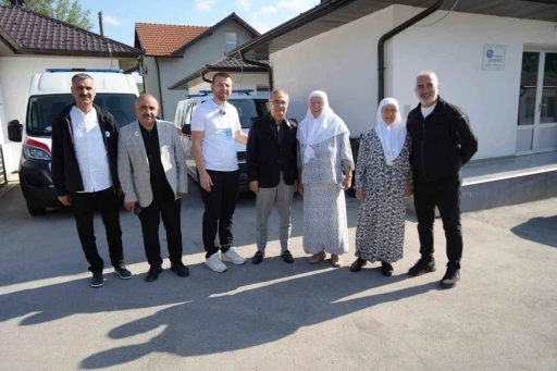 Srebrenitsa annelerine vefa
