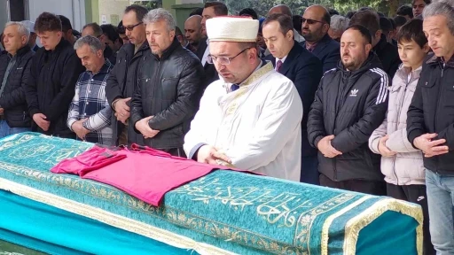 Staj yaptığı inşaatta düşerek hayatını kaybeden lise öğrencisi toprağa verildi
